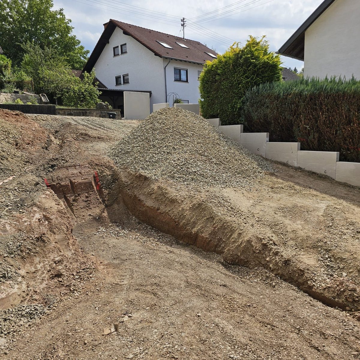 Aushub und Schotter für Fundament